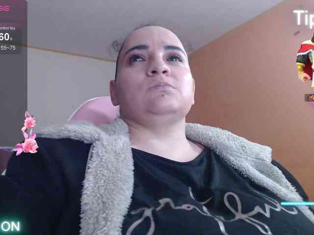miaabrownn2 webcam