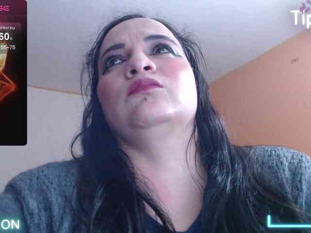 miaabrownn2 webcam