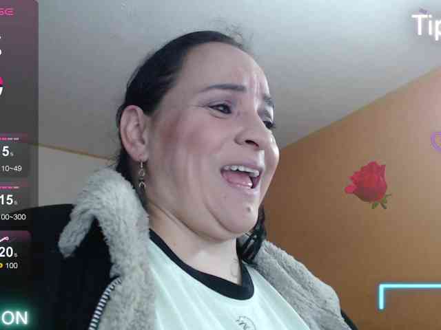 miaabrownn2 webcam