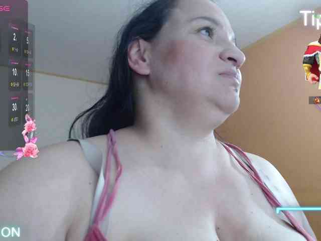 miaabrownn2 webcam