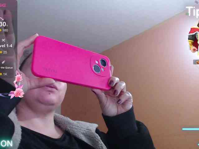 miaabrownn2 webcam