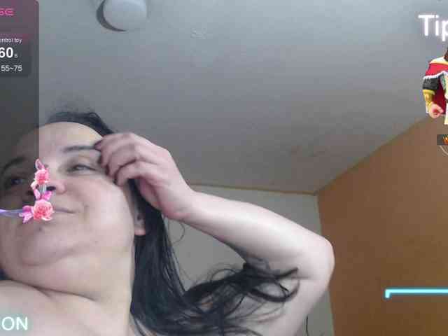 miaabrownn2 webcam