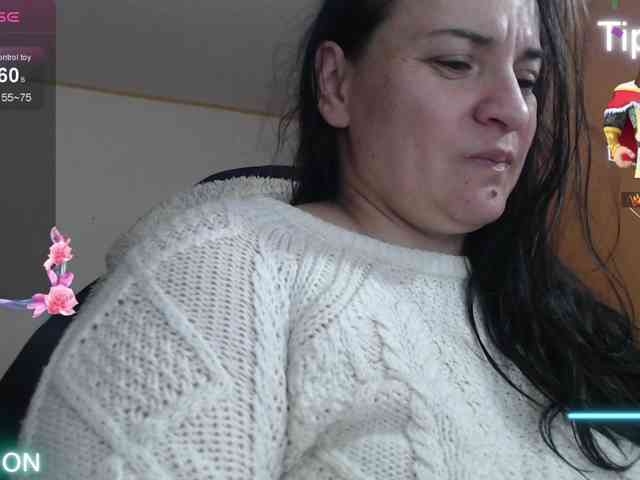 miaabrownn2 webcam