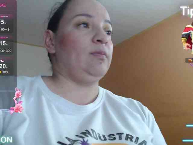miaabrownn2 webcam