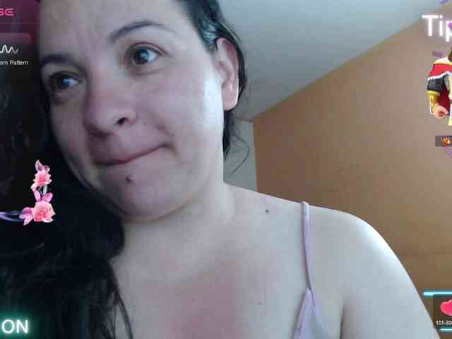 miaabrownn2 webcam