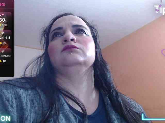 miaabrownn2 webcam