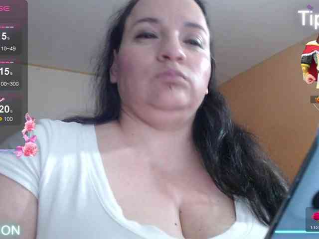 miaabrownn2 webcam