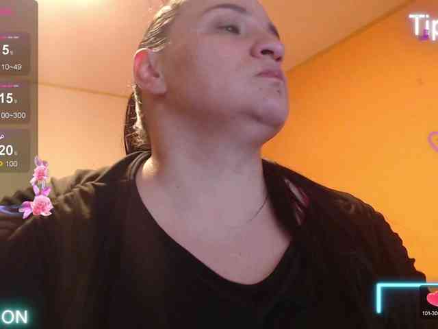 miaabrownn2 webcam