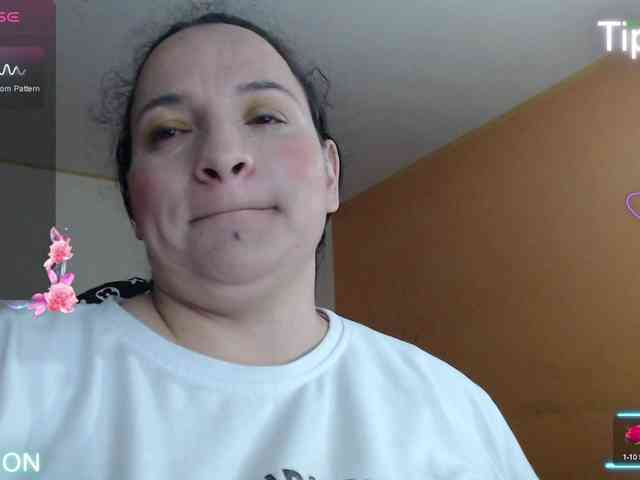 miaabrownn2 webcam