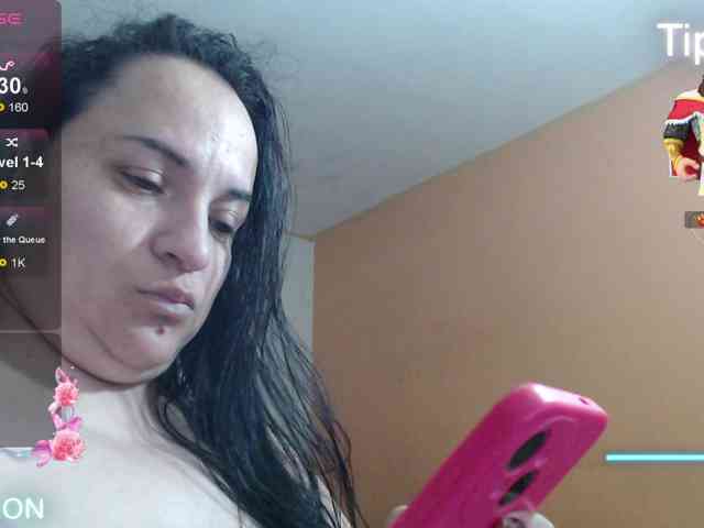 miaabrownn2 webcam