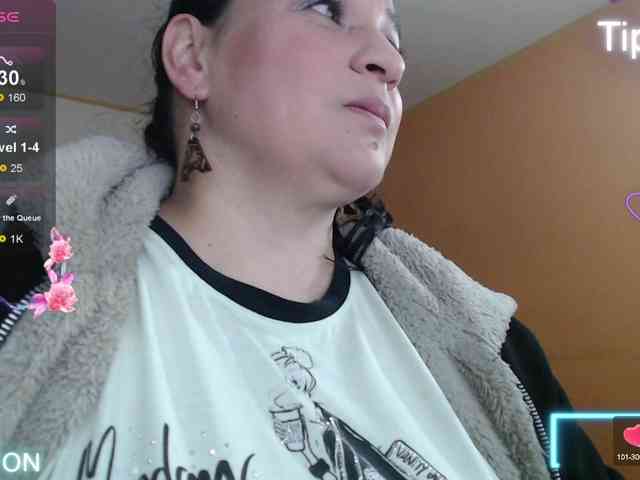 miaabrownn2 webcam