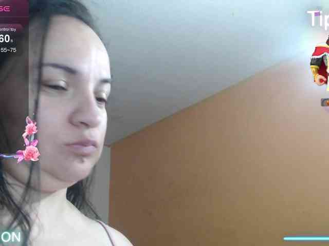 miaabrownn2 webcam