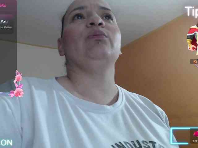 miaabrownn2 webcam