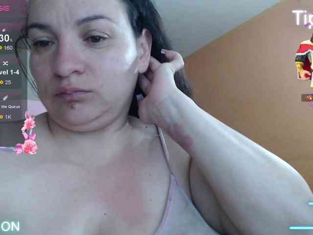 miaabrownn2 webcam