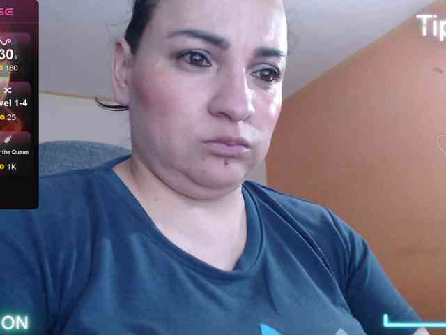 miaabrownn2 webcam