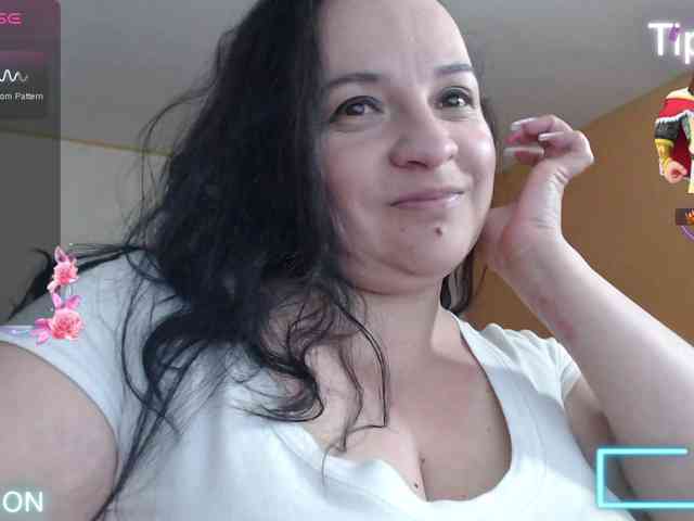 miaabrownn2 webcam