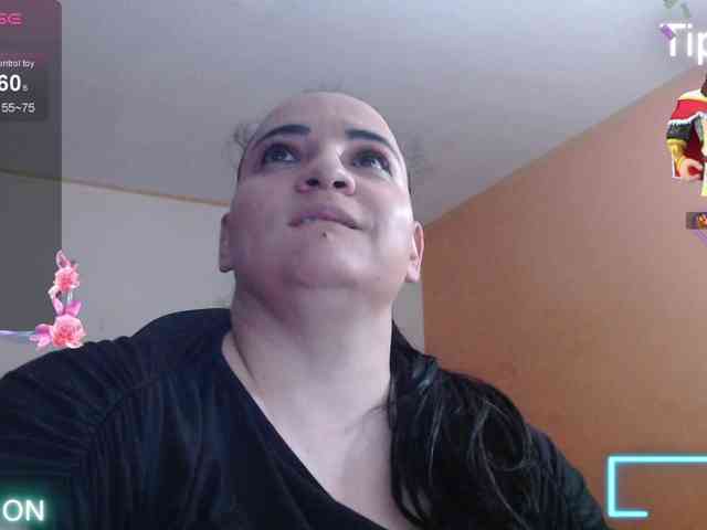 miaabrownn2 webcam