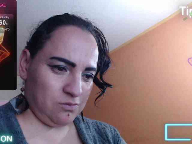 miaabrownn2 webcam