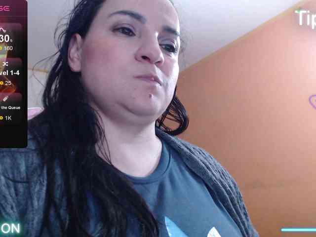 miaabrownn2 webcam