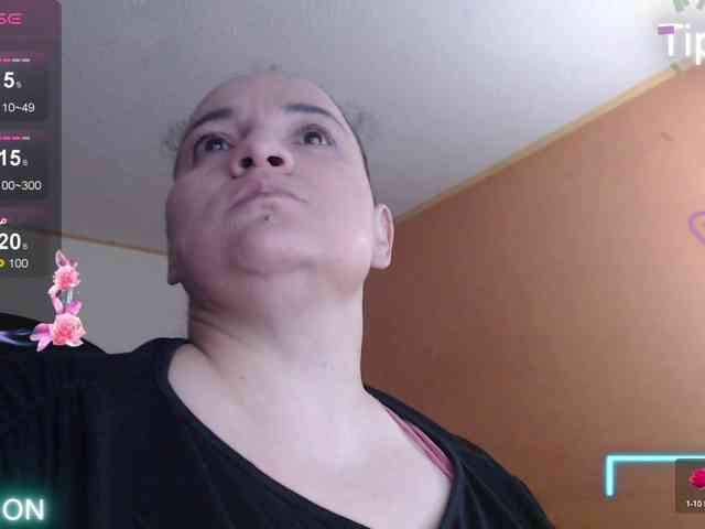 miaabrownn2 webcam