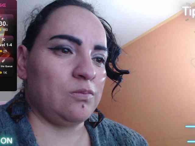 miaabrownn2 webcam