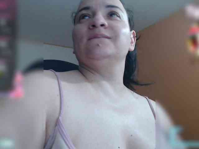 miaabrownn2 webcam
