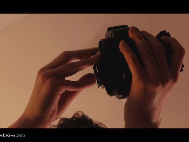 WebCora's BongaCams show and profile