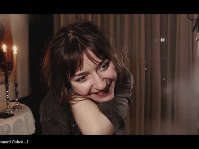 WebCora's BongaCams show and profile