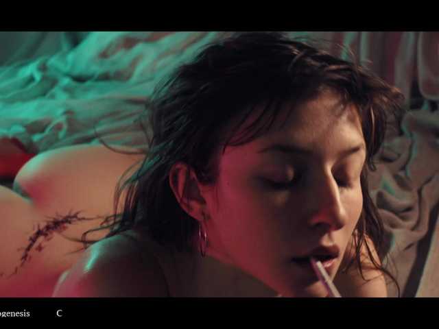 WebCora's BongaCams show and profile