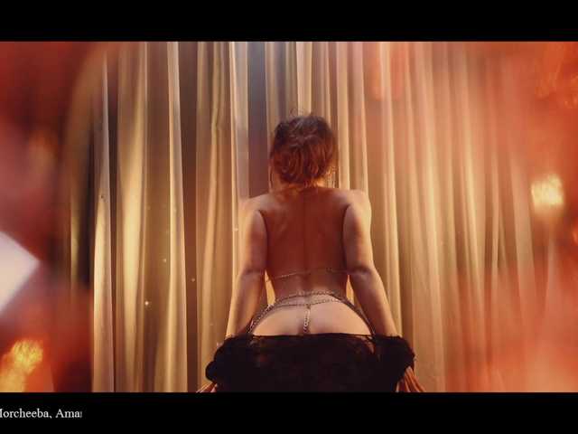 WebCora's BongaCams show and profile