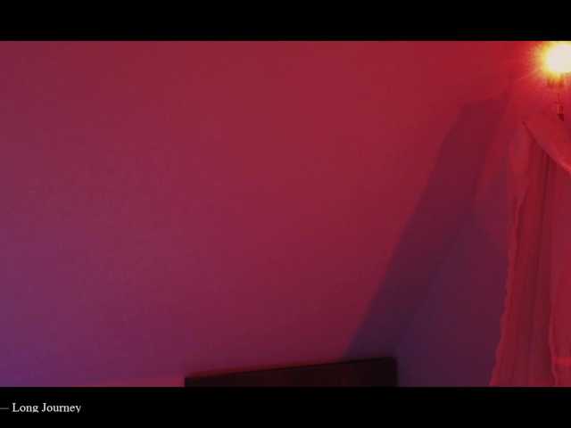 WebCora live cam profile