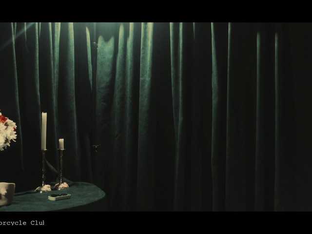 WebCora's BongaCams show and profile