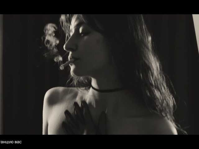 WebCora's BongaCams show and profile