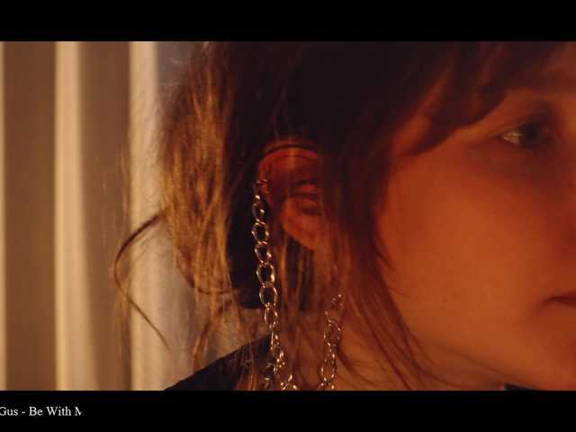 WebCora's BongaCams show and profile