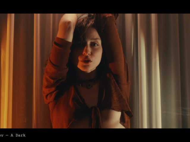 WebCora's BongaCams show and profile