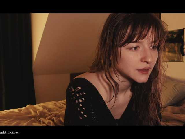 WebCora's BongaCams show and profile