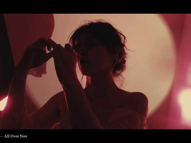 WebCora's BongaCams show and profile