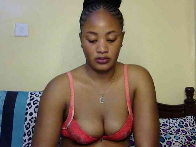 Prettyfibby webcam