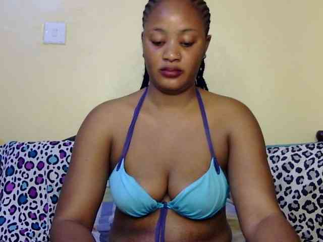 Prettyfibby webcam
