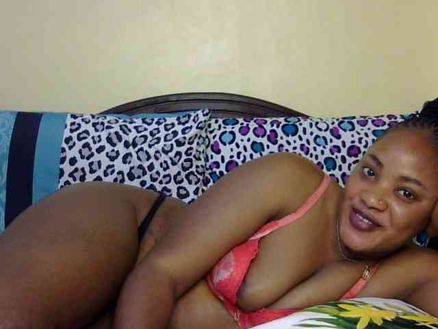 Prettyfibby webcam