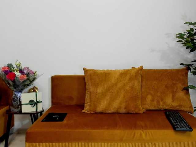 Sabrina040120's BongaCams show and profile