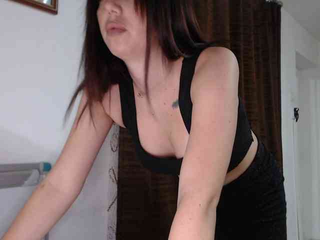 SEXY-GODDESabrina webcam