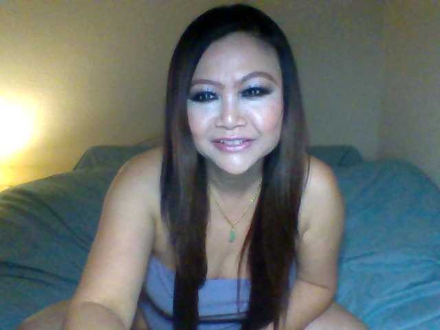 cindyvong's BongaCams show and profile