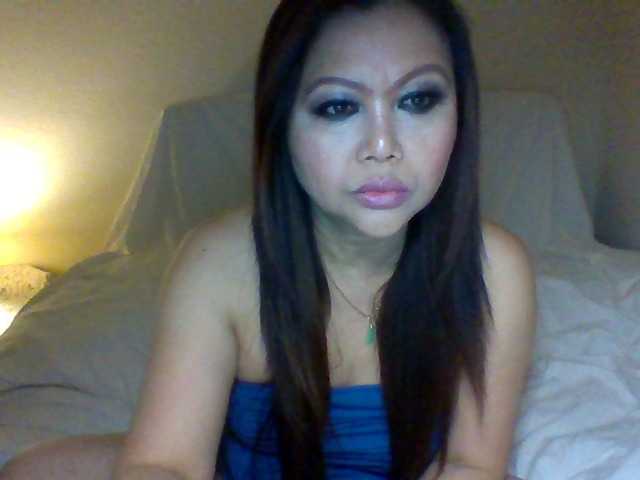 cindyvong's BongaCams show and profile