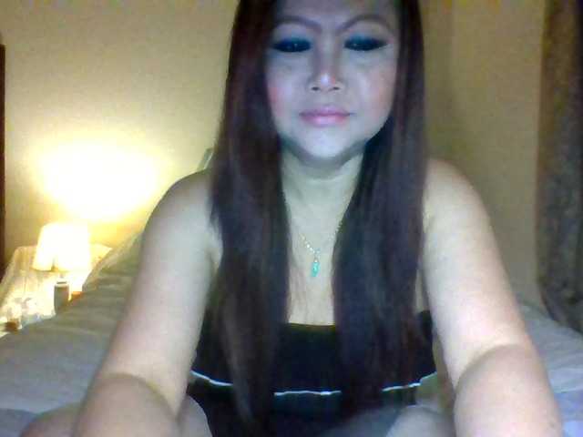 cindyvong's BongaCams show and profile