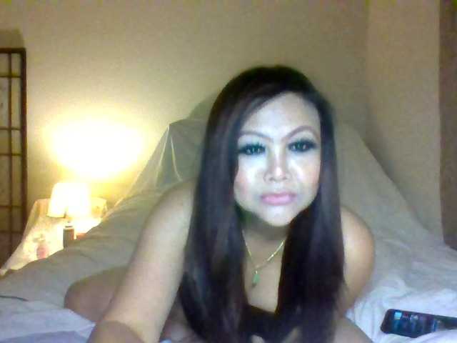 cindyvong's BongaCams show and profile