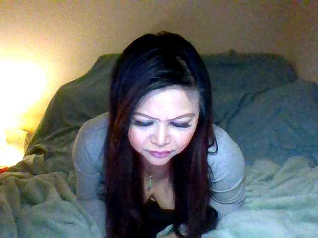 cindyvong's BongaCams show and profile