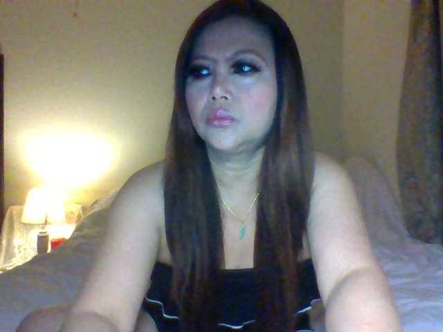 cindyvong's BongaCams show and profile