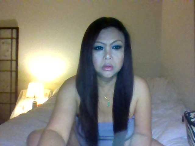 cindyvong's BongaCams show and profile