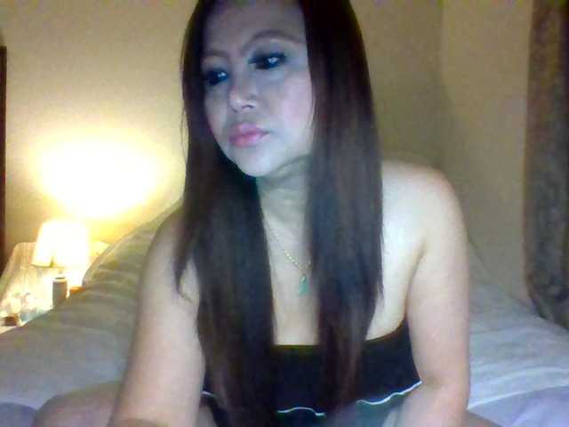 cindyvong's BongaCams show and profile